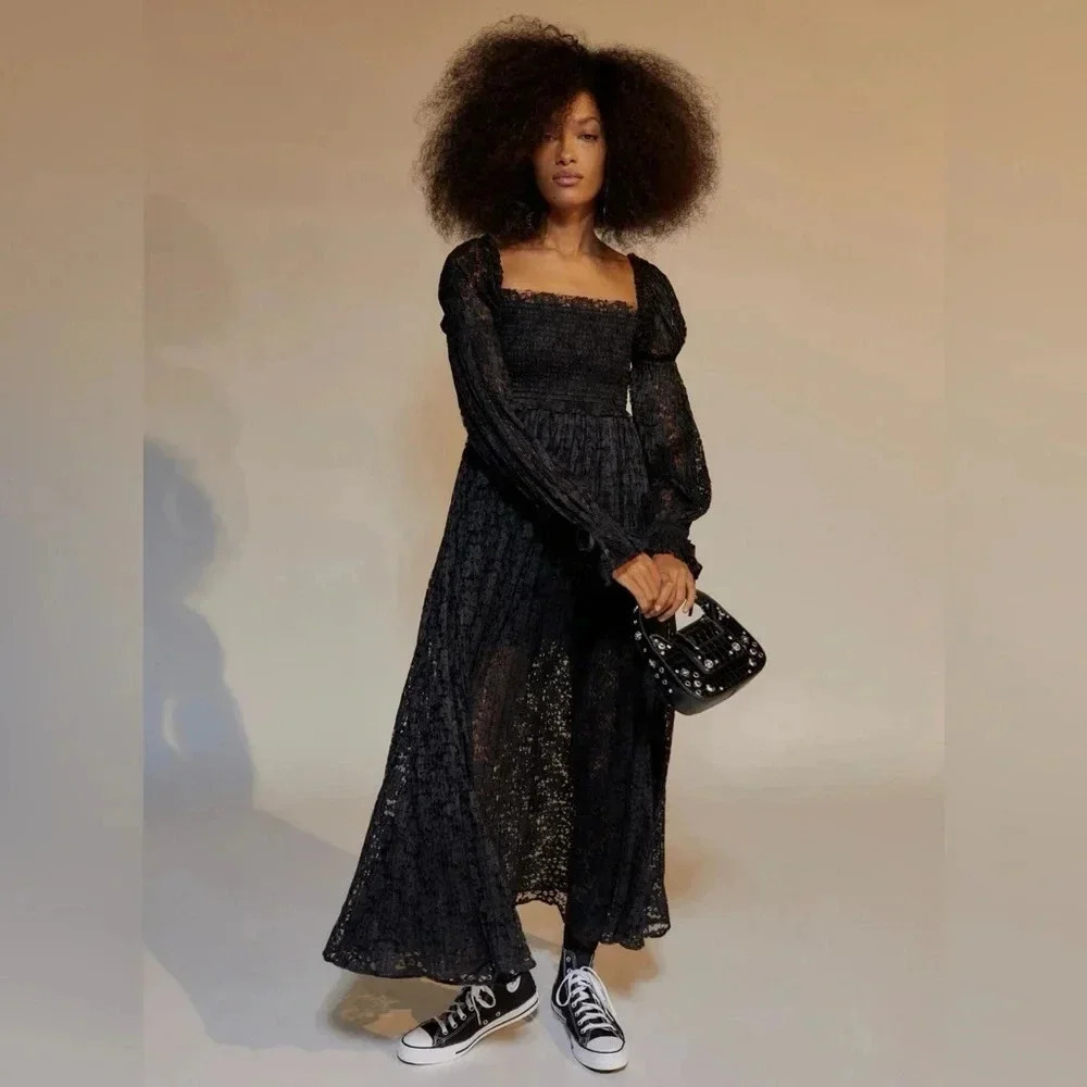 UO Fairuza Lace Maxi Dress urban outfitters - Picture 2 of 5